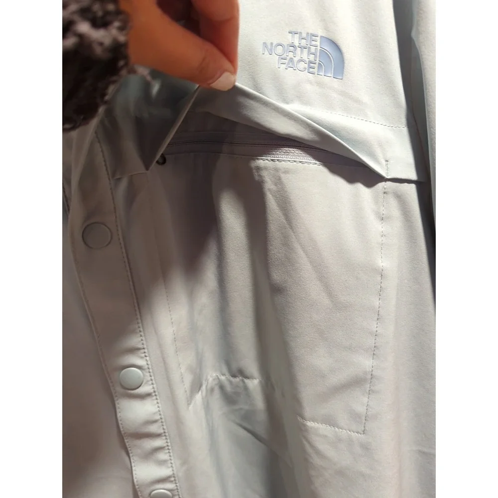 The North Face Shirt Men's XL Short‎ Sleeve Blue Breathable Very Soft Casual